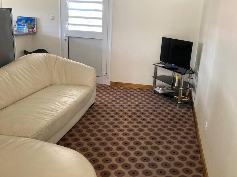 Location Saisonniere Bel Appartement Les Trois-Ilets Bagian luar foto
